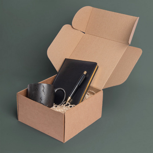 Набор подарочный DARKGOLD: кружка, ручка, бизнес-блокнот, коробка со стружкой (черный)